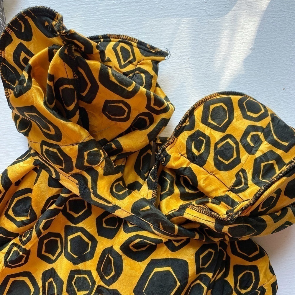 Flora Kung Vintage Geometric Black Squares on Yellow Embossed Long Sleeve Top - Picture 8 of 12